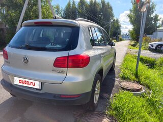 2013 Volkswagen Tiguan I Рестайлинг, серебристый, 900000 рублей, вид 5