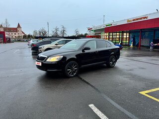 2011 Skoda Octavia DSG7 II (A5) Рестайлинг, чёрный, 800000 рублей, вид 3