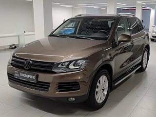 2013 Volkswagen Touareg II, коричневый, 1820000 рублей, вид 1
