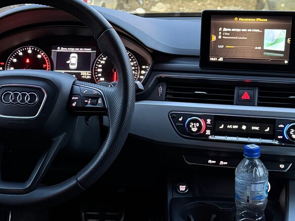 2018 Audi A4 V (B9), белый - вид 8