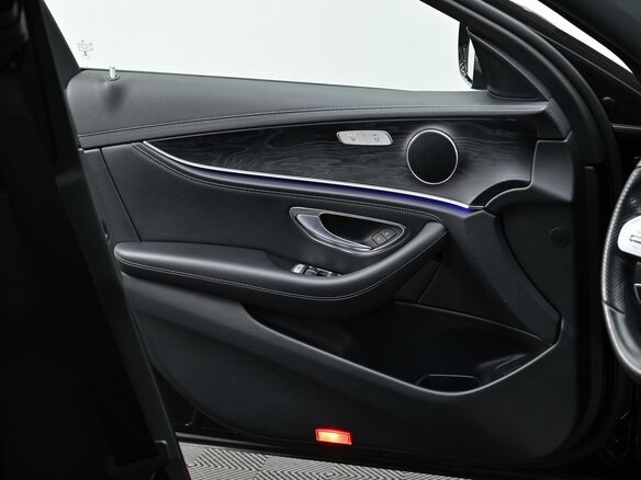 2019 Mercedes-Benz E-Класс 200 V (W213, S213, C238), чёрный, 4100000 рублей - вид 16