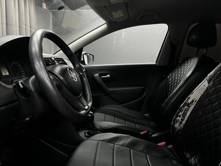 2016 Volkswagen Polo V Рестайлинг, белый, 509900 рублей, вид 5