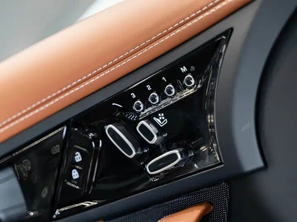 2024 Jaguar F-Type I Рестайлинг 2, зелёный, 11694525 рублей - вид 12