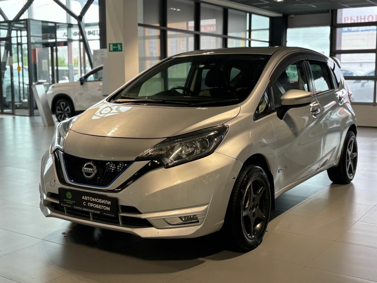 Открыть фотографии: Nissan Note II Рестайлинг