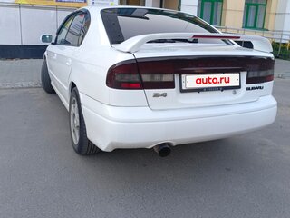 2001 Subaru Legacy III, белый, 600000 рублей, вид 3