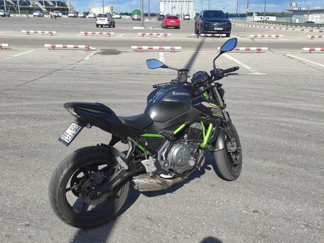 2019 Kawasaki Z 650, зелёный, 540000 рублей, вид 3