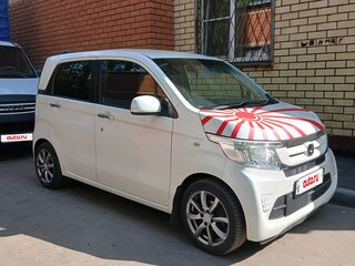 2017 Honda N-WGN I Рестайлинг, белый, 1010000 рублей, вид 4