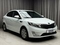2013 Kia Rio 5-speed III, белый - вид 2