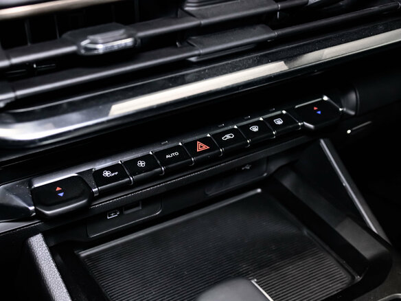 2026 Geely Okavango I Рестайлинг, синий, 4085990 рублей - вид 10