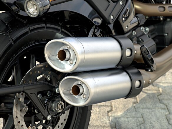 2024 Harley-Davidson Fat Bob, серый, 2100000 рублей - вид 12