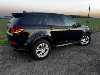 2020 Land Rover Discovery Sport I Рестайлинг, чёрный, 3850000 рублей, вид 4