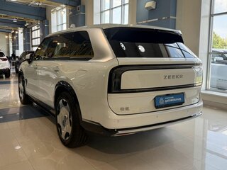 2025 Zeekr 9X 70 kWh, белый, 10999000 рублей, вид 3