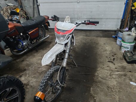 2021 BSE MX 125, красный, 45000 рублей, вид 1