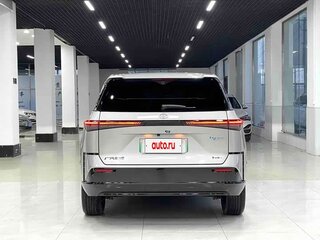 2026 Toyota bZ3X 50 kWh, серебристый, 2700100 рублей, вид 3