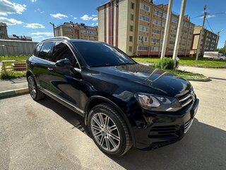 2012 Volkswagen Touareg II, чёрный, 1950000 рублей, вид 1