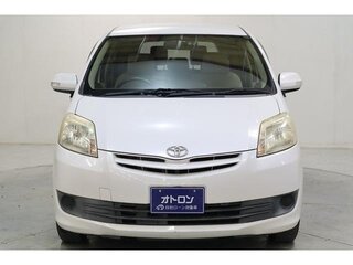 2010 Toyota Passo Sette, белый, 680911 рублей, вид 2