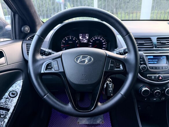 2014 Hyundai Solaris I Рестайлинг, коричневый - вид 11
