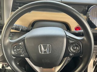 2018 Honda Freed II, белый, 1380000 рублей, вид 5