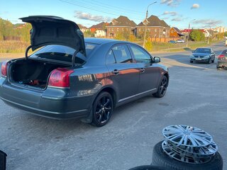 2006 Toyota Avensis II Рестайлинг, зелёный, 950000 рублей, вид 4