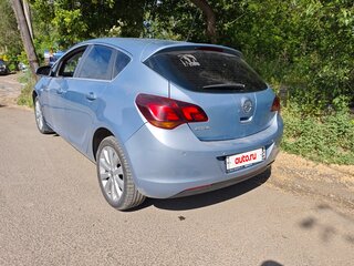 2011 Opel Astra J, серый, 690000 рублей, вид 3