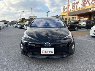 2016 Toyota Prius IV (XW50), чёрный, 1275000 рублей, вид 2