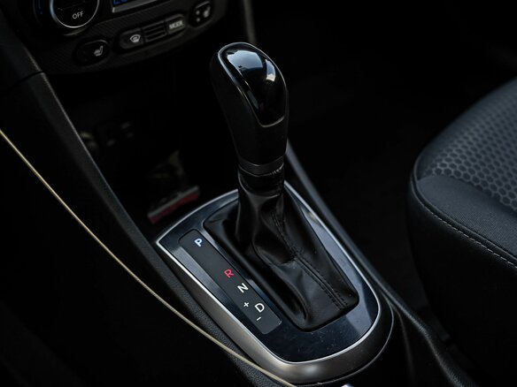2014 Hyundai Solaris I Рестайлинг, серебристый - вид 7