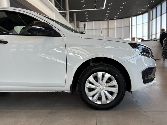 2026 Lada (ВАЗ) Vesta I Рестайлинг (NG), белый, 1581000 рублей - вид 12