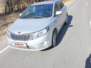 2011 Kia Rio III, серебристый, 610000 рублей, вид 2