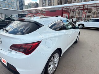 2013 Opel Astra GTC J Рестайлинг, белый, 1150000 рублей, вид 5