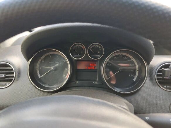 2008 Peugeot 308 I, серый, 350000 рублей - вид 2