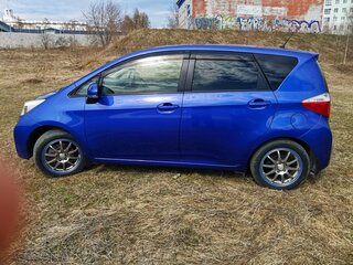 2011 Toyota Ractis II, синий, 860000 рублей, вид 4