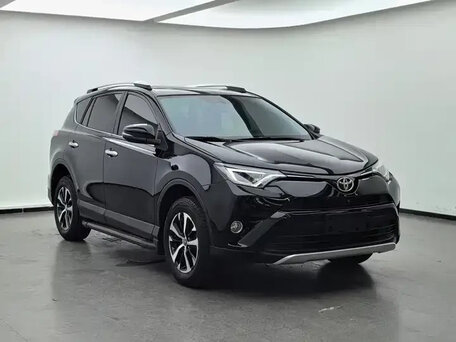 2017 Toyota RAV4 IV (XA40) Рестайлинг, чёрный, 2046040 рублей, вид 4