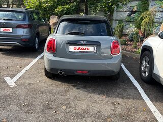 2020 Mini Hatch Cooper III (F55/F56) Рестайлинг, серый, 2350000 рублей, вид 2