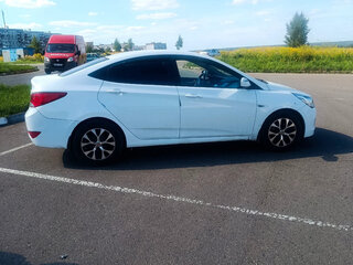 2016 Hyundai Solaris I Рестайлинг, белый, 715000 рублей, вид 5