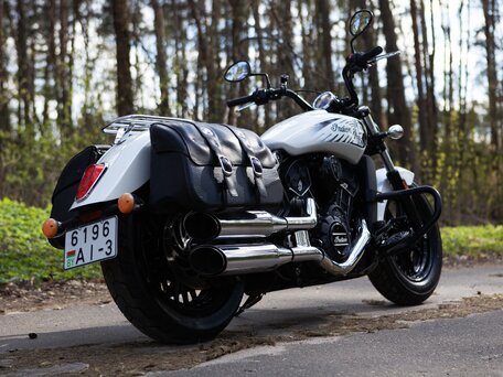 2016 Indian Scout, белый, 650000 рублей, вид 5