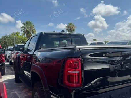 2026 Ram 1500 TRX SRT V Рестайлинг, чёрный, 20000000 рублей, вид 3