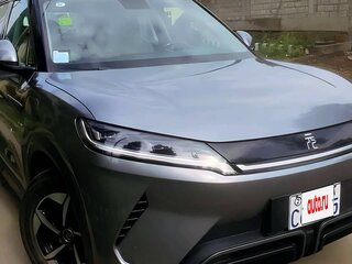 2025 BYD Yuan Up 45.12 kWh, серебристый, 1670000 рублей, вид 2
