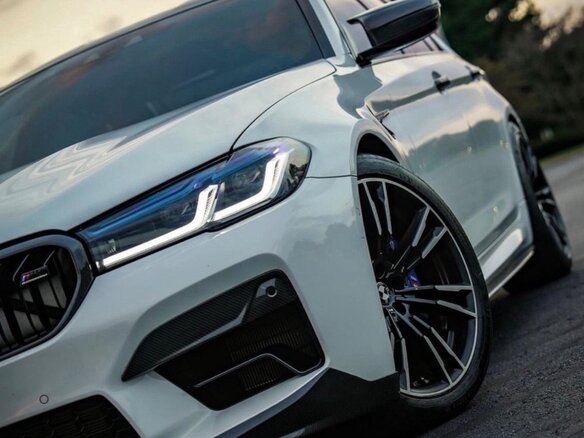 2022 BMW 5 серии 530i xDrive VII (G30/G31/G38) Рестайлинг, белый, 7000000 рублей - вид 11
