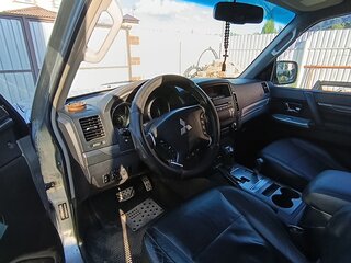 2007 Mitsubishi Pajero IV, серебристый, 880000 рублей, вид 5
