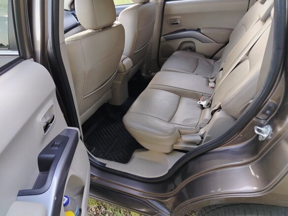 2012 Citroen C-Crosser, коричневый, 950000 рублей - вид 17