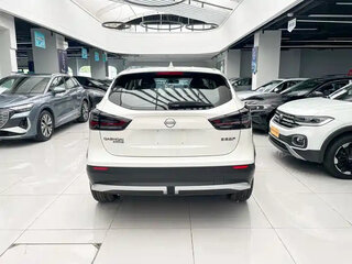 2025 Nissan Qashqai II Рестайлинг 2, белый, 2050000 рублей, вид 4