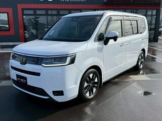 2022 Honda Stepwgn VI, белый, 2250000 рублей, вид 2