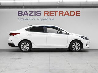 2021 Hyundai Solaris II Рестайлинг, белый, 1381000 рублей, вид 4