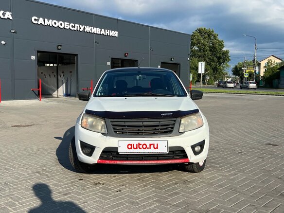 2014 Lada (ВАЗ) Granta I, белый, 260000 рублей - вид 1