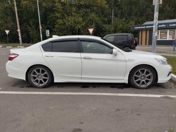 2017 Honda Accord IX Рестайлинг, белый, 2000000 рублей - вид 8