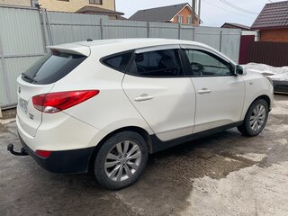 2013 Hyundai Tucson II, белый, 1300000 рублей, вид 5