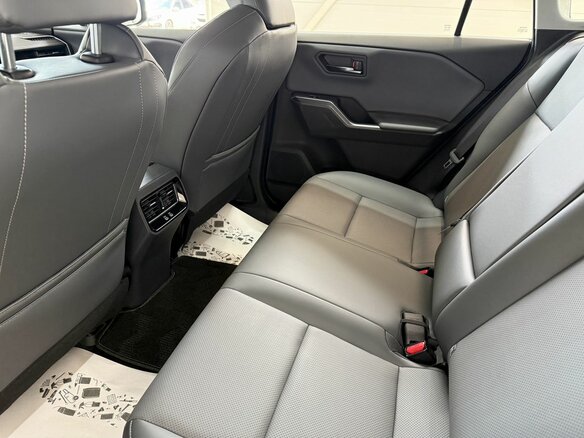 2026 Toyota RAV4 VI (XA60), чёрный - вид 11