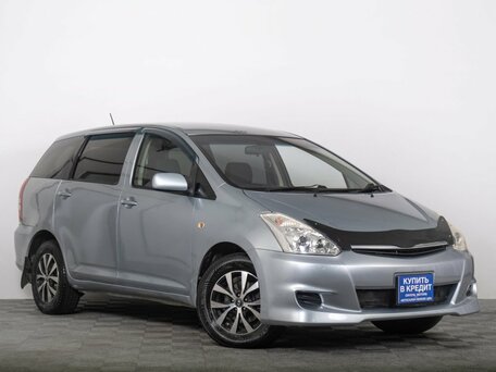Toyota Wish I Рестайлинг