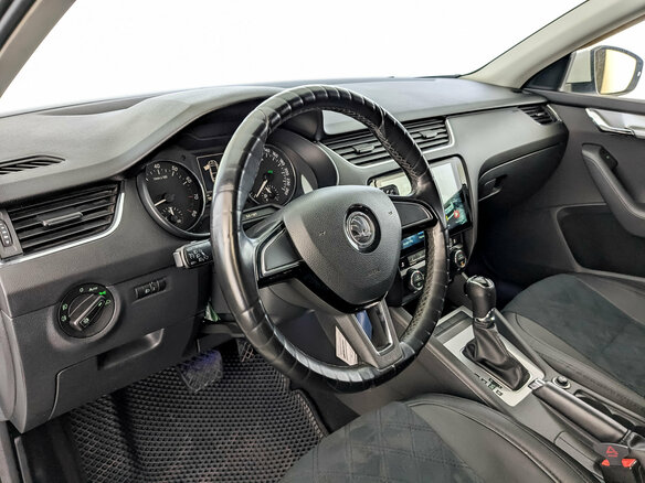2016 Skoda Octavia III (A7), белый - вид 15