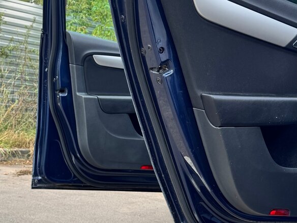 2011 Volkswagen Passat B7, синий, 900000 рублей - вид 15